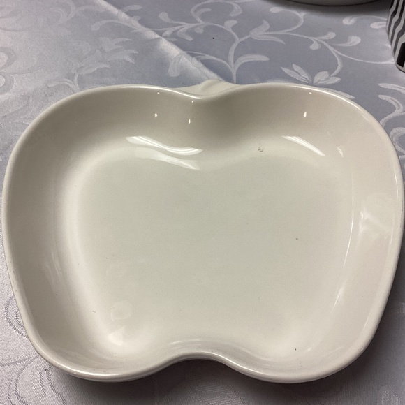 PFALTZGRAFF APPLE SERING DISH. VINTAGE - Picture 1 of 5